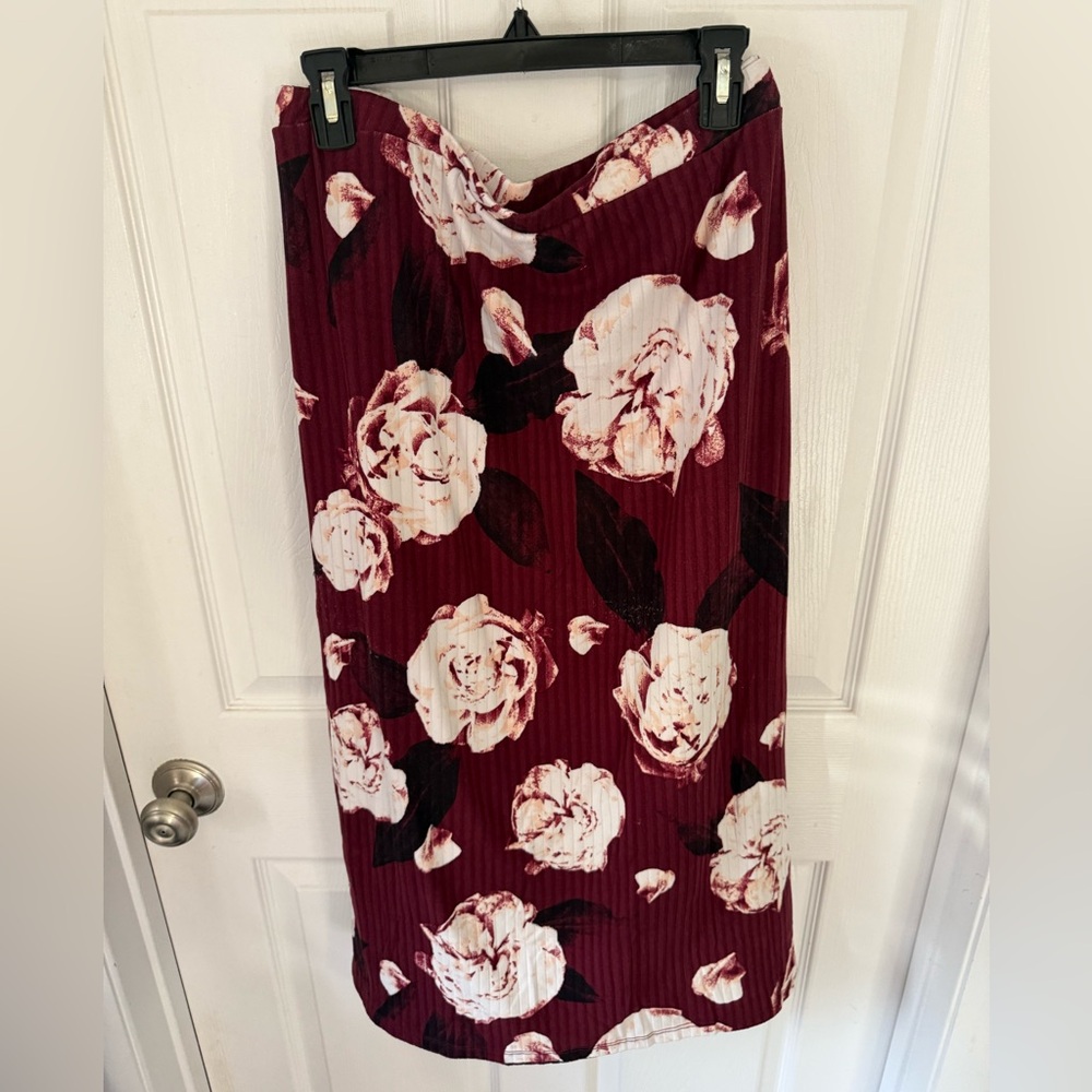 LuLaRoe Burgundy Floral Pencil Skirt